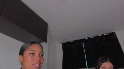 Snapshot of game_with_lesbians_ chatting on March 8, 11:05 am game with lesbians online show from March 8, 11:05 am