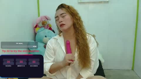 Snapshot of gamerstar9 chatting on December 2, 6:43 pm Jena online show from December 2, 6:43 pm