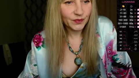 Janette online show from November 26, 9:05 pm