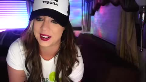 Snapshot of garagesex22 chatting on February 27, 10:15 am Jenna - be back MONDAY night. online show from February 27, 10:15 am