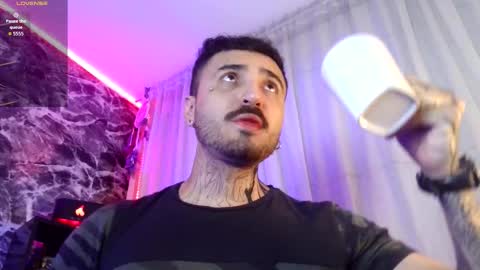 Chris  Dont forget to gift me thumb up Its very important to me and makes me happy AF  online show from October 28, 6:06 am