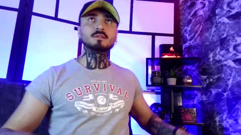 Chris  Dont forget to gift me thumb up Its very important to me and makes me happy AF  online show from December 4, 6:55 am