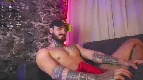 Snapshot of garbel09 chatting on June 29, 10:15 am Chris Dont forget to gift me thumb up Its very important to me and makes me happy AF online show from June 29, 10:15 am