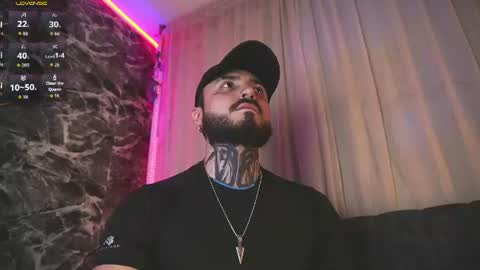 Snapshot of garbel09 chatting on August 4, 5:54 am Chris Dont forget to gift me thumb up Its very important to me and makes me happy AF online show from August 4, 5:54 am