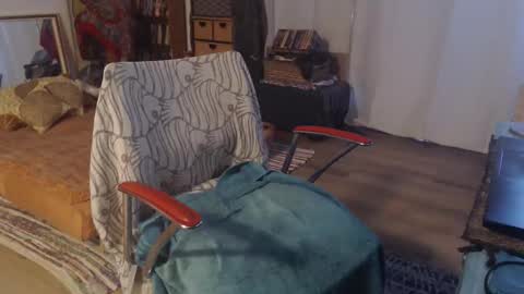 gardenboy321 online show from November 27, 7:49 pm