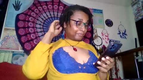 Snapshot of gardeniaspear chatting on May 3, 7:14 am Gardenia online show from May 3, 7:14 am