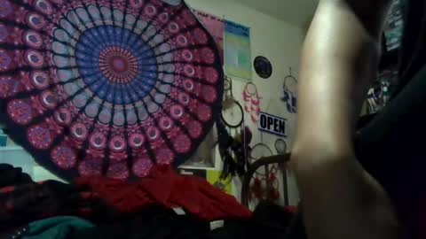 Snapshot of gardeniaspear chatting on June 17, 6:49 am Gardenia online show from June 17, 6:49 am