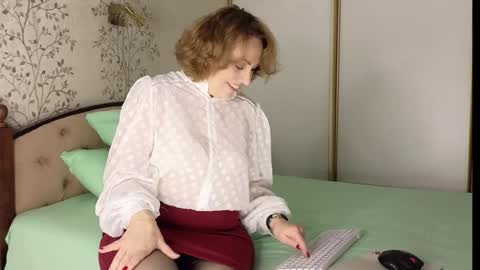 Ava online show from February 7, 7:29 am