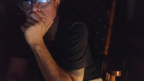 Snapshot of garnettrobert438 chatting on July 2, 2:33 am garnettrobert438 online show from July 2, 2:33 am