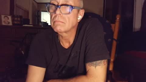 Snapshot of garnettrobert438 chatting on July 2, 3:56 am garnettrobert438 online show from July 2, 3:56 am