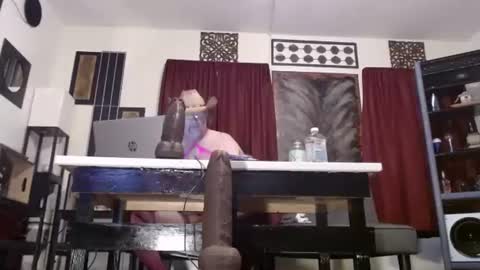 gatewaylaptop2019 online show from May 6, 11:10 pm