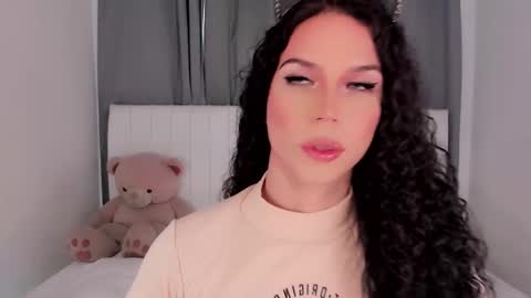 Vnecis Marn online show from November 8, 6:51 pm