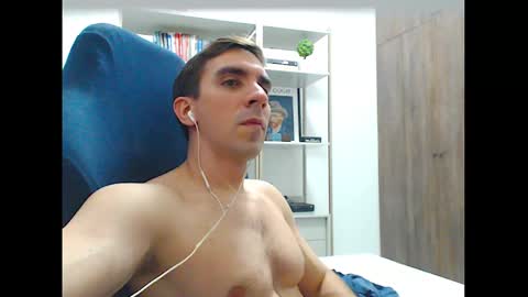 gatosarado23 online show from October 24, 4:09 am