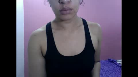 Snapshot of gatubelahotxxx chatting on December 9, 12:45 am gatubelahotxxx online show from December 9, 12:45 am