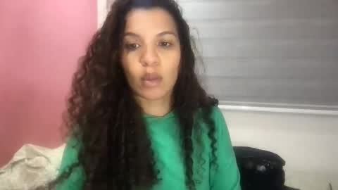 Snapshot of gatubelahotxxx chatting on September 22, 4:36 am gatubelahotxxx online show from September 22, 4:36 am