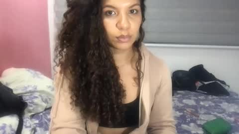 Snapshot of gatubelahotxxx chatting on September 30, 11:43 pm gatubelahotxxx online show from September 30, 11:43 pm