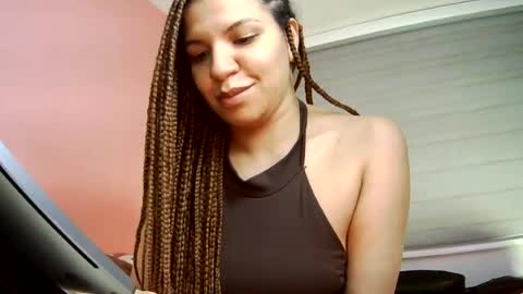 Snapshot of gatubelahotxxx chatting on July 30, 5:50 am gatubelahotxxx online show from July 30, 5:50 am