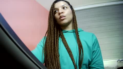 Snapshot of gatubelahotxxx chatting on August 4, 1:53 am gatubelahotxxx online show from August 4, 1:53 am