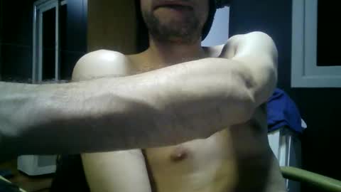 Snapshot of gauchors21 chatting on November 15, 3:04 am gauchors21 online show from November 15, 3:04 am