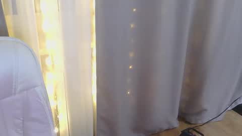 gazz2025 online show from December 17, 7:42 pm