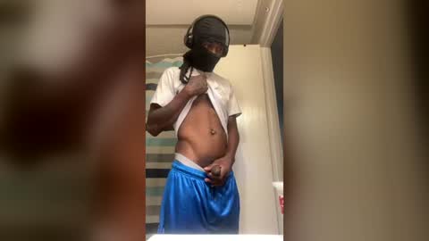 gburton7861 online show from August 7, 8:33 pm