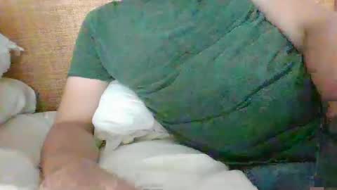 Snapshot of gccurious76 chatting on January 11, 6:03 am GCGuy online show from January 11, 6:03 am