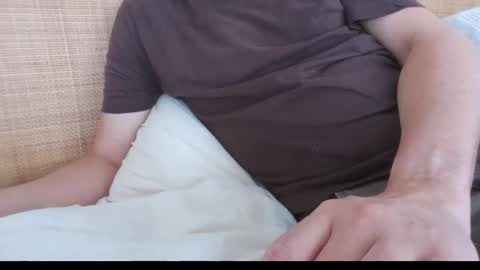 Snapshot of gccurious76 chatting on November 2, 6:16 am GCGuy online show from November 2, 6:16 am