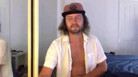 gcsurfer81 online show from March 9, 7:01 am