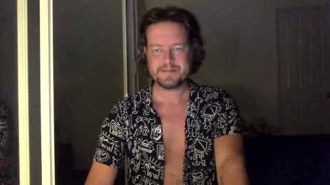 Snapshot of gcsurfer81 chatting on May 5, 8:33 am gcsurfer81 online show from May 5, 8:33 am