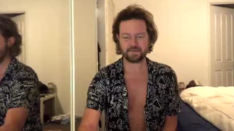 Snapshot of gcsurfer81 chatting on June 12, 9:08 am gcsurfer81 online show from June 12, 9:08 am