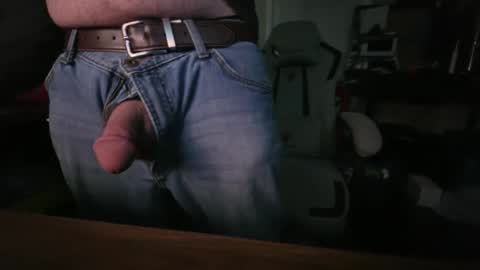 Snapshot of gd_mysterydick chatting on March 31, 5:19 am gd_mysterydick online show from March 31, 5:19 am