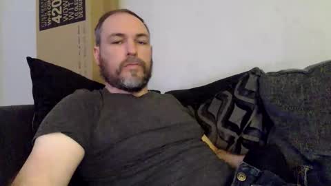 Snapshot of geddes4 chatting on May 2, 12:48 am SIR online show from May 2, 12:48 am