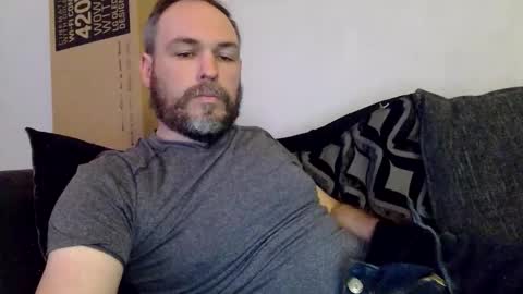 Snapshot of geddes4 chatting on May 7, 12:49 am SIR online show from May 7, 12:49 am