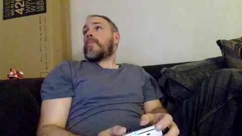 Snapshot of geddes4 chatting on May 8, 11:54 pm SIR online show from May 8, 11:54 pm