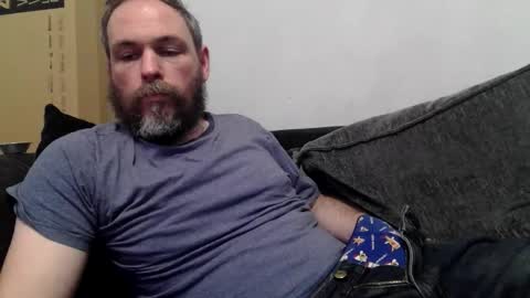 Snapshot of geddes4 chatting on June 4, 11:22 pm SIR online show from June 4, 11:22 pm