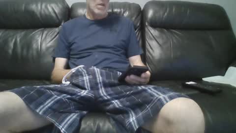 Snapshot of geeezer64 chatting on July 23, 1:58 am geeezer64 online show from July 23, 1:58 am
