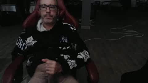 Snapshot of geequality99 chatting on November 11, 2:33 am geequality99 online show from November 11, 2:33 am