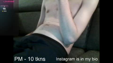Snapshot of geil123569551 chatting on May 13, 8:16 pm geil123569551 online show from May 13, 8:16 pm