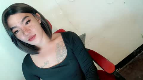 Snapshot of gelluxxx chatting on July 7, 10:41 am gelo online show from July 7, 10:41 am