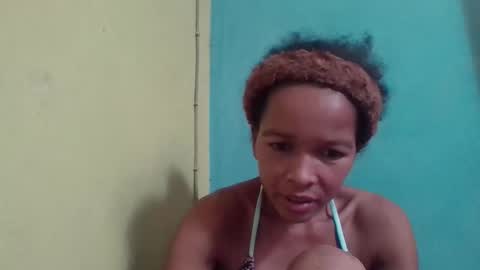 Snapshot of gelmene chatting on April 9, 7:47 am gelmene online show from April 9, 7:47 am