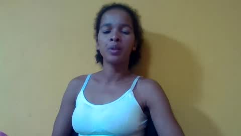 Snapshot of gelmene chatting on April 20, 6:38 am gelmene online show from April 20, 6:38 am