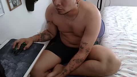 Snapshot of gelorio chatting on June 1, 4:41 pm gelorio online show from June 1, 4:41 pm