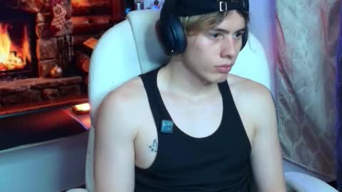 Gem Dominus online show from December 23, 1:25 am