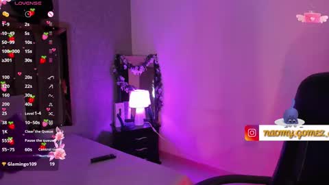 Snapshot of gemenis_dy_ chatting on November 19, 3:01 pm Geminis online show from November 19, 3:01 pm