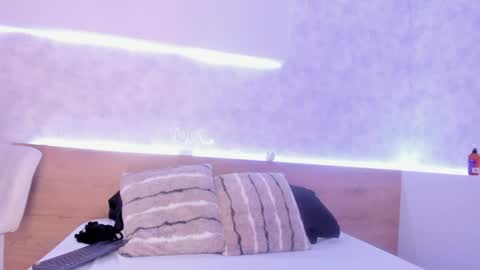 geminis muentes online show from January 29, 3:33 am