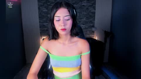 Snapshot of gemma18_ chatting on May 21, 9:11 pm gemma18_ online show from May 21, 9:11 pm