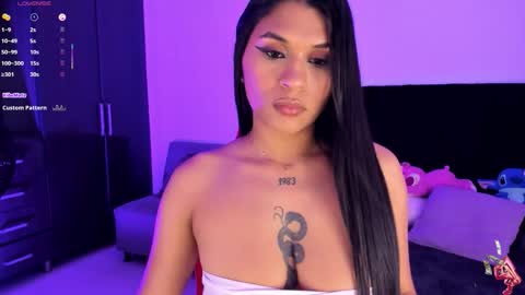          online show from November 12, 9:25 pm