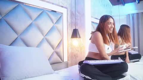Snapshot of gemma_sm chatting on May 14, 3:24 am Maria online show from May 14, 3:24 am
