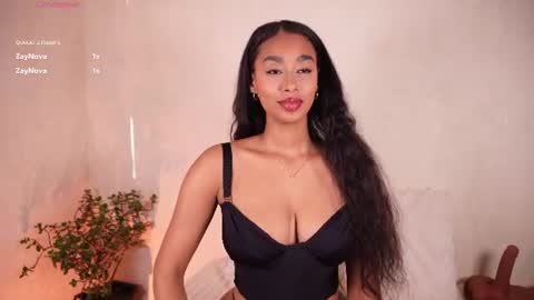 Snapshot of gemmacarter_ chatting on July 14, 10:26 pm online show from July 14, 10:26 pm