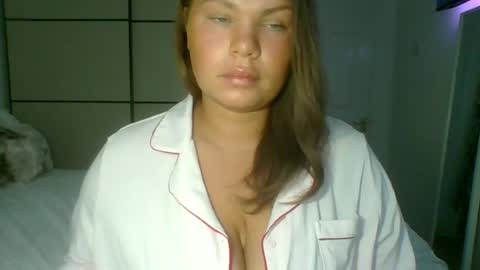Snapshot of gemmarmalade chatting on July 9, 6:39 am GEMMARMALADE online show from July 9, 6:39 am